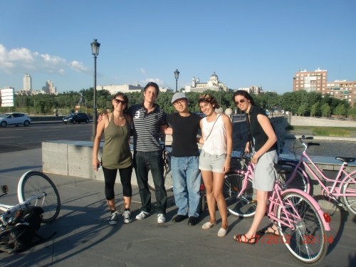 Paseo en bicicleta - Actividad de verano – cursos de español en Madrid.